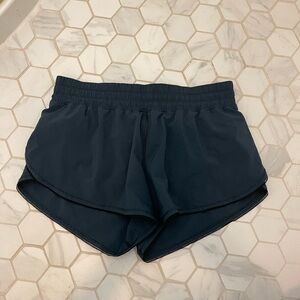 Lululemon Women's Green Athletic Shorts